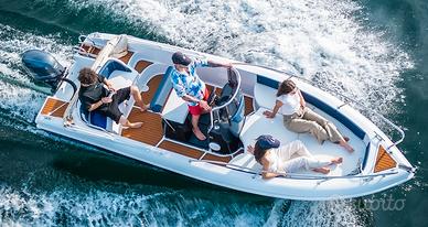 Easymarine 550 open natante fuoribordo