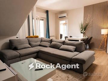 Appartamento di 160 m² con 4 locali e box auto a A