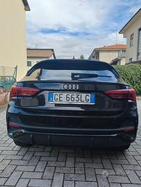AUDIQ3 SPORTBACK IDENTITY BLACK