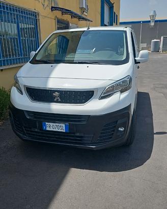 Furgone Peugeot Expert  colore bianco