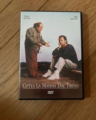 DVD getta la mamma dal treno