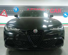 Alfa Romeo Giulia 2.9 V6 Bi-Turbo AT8 Quadrifoglio