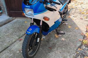 moto Yamaha RD 350 del 1988