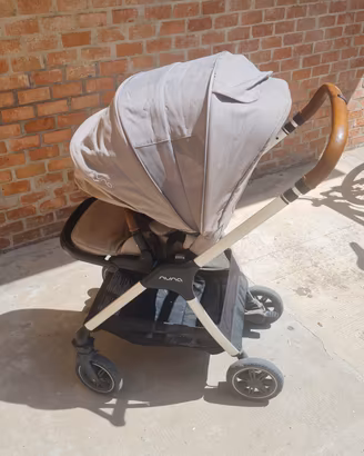 passeggino nuna triv next pieghevole+navicella
