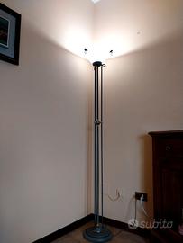 Lampada da terra elegante stile classico