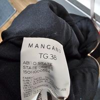 Abito speciale Mangano