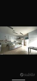 Locale commerciale di 70mq