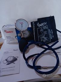 Sfigmomanometro aneroide con fonendo