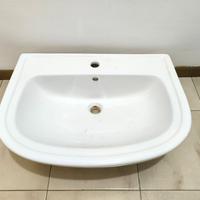 Lavabo in ceramica bianca perfetto a Trieste