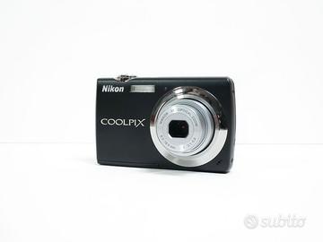 Fotocamera CCD Nikon Coolpix S220 + Custodia