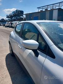 RENAULT CLIO 4 RICAMBI USATI
