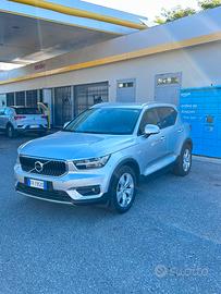 Volvo XC40 BUSINESS PLUS