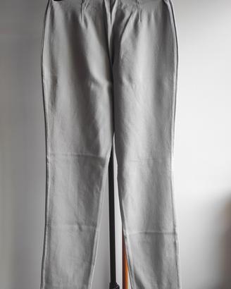 Pantaloni grigi dritti