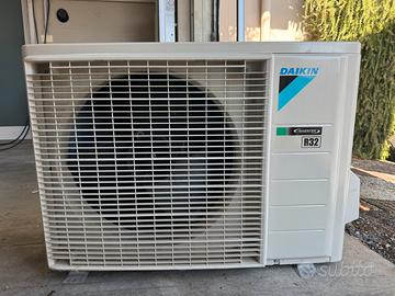 Unità esterna condizionatore Daikin R32