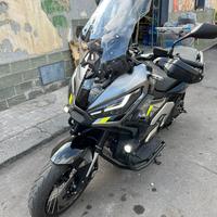 X-adv 750