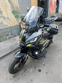 X-adv 750