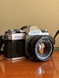 Canon AE-1 + FD 50mm f/1.8 + flash MaxWell