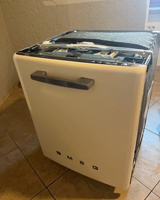 Lavastoviglie SMEG