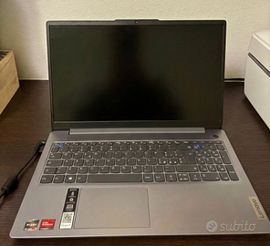 Lenovo IdeaPad Slim 3 (Ryzen 7,16GB RAM,512GB SSD)