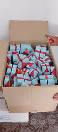 Lotto di 130 scatole piccole di cartone 