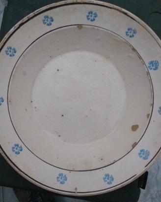 antico grande piatto pugliese