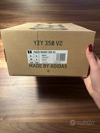 Yeeze boost 350 v2 n 38