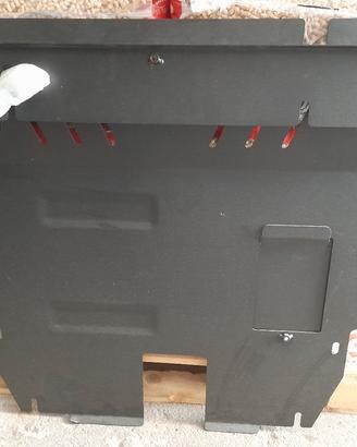 Piastra in Ferro Brevettata su Veicolo Fiat Punto 