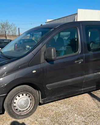Fiat Scudo 2.0 MJT PL Combi 8 posti (M1)