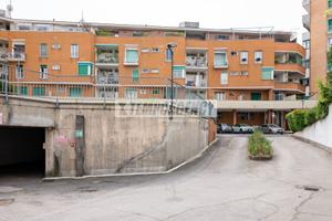 MAGAZZINO DI 110 mq CON ACCESSO CARRAIO!