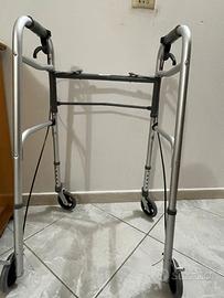 Girello- Deambulatore per anziani