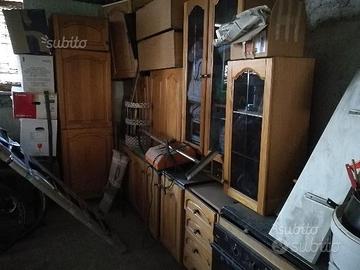 Cucina completa in legno massello