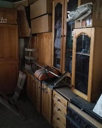 Cucina completa in legno massello