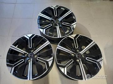 Cerchi in lega da 17 pollici per lancia y