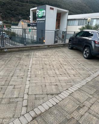 Posti auto