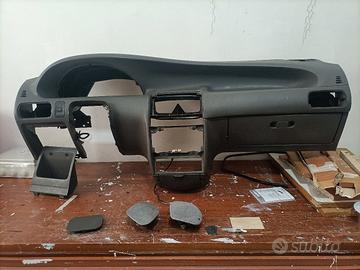 Cruscotto fiat punto  