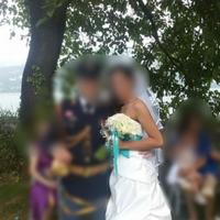 Abito da sposa bianco e tiffany