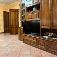 Sala da pranzo completa