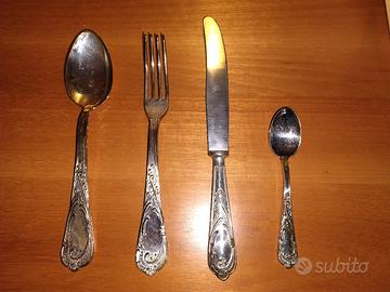 Servizio posate placcate argento