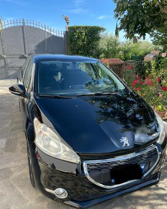 Peugeout 208, 1.2 VTi, 2015, 93000 km