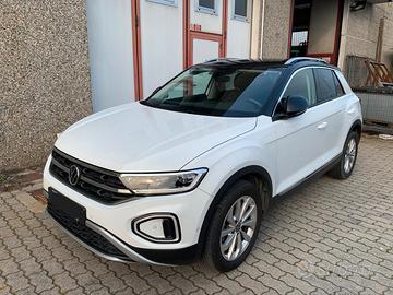 Volkswagen T-Roc 1.0 TSI Style 110 cv