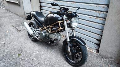 Ducati Monster Dark 600