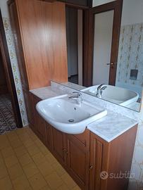 Mobile bagno in legno