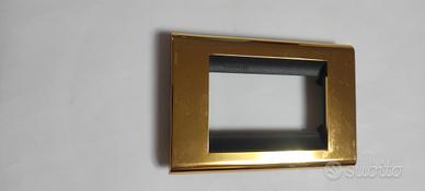 placca interruttori Living 