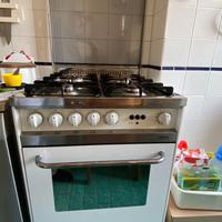 CUCINA A GAS QUATTRO FUOCHI LOFRA