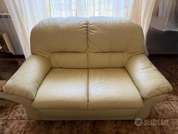 Divani in vera pelle color beige