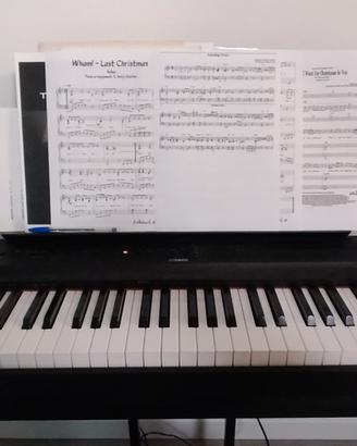 YAMAHA DIGITAL PIANO P - 125