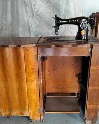 Macchina da cucire Singer vintage