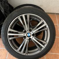 Cerchi in lega con gomme invernale BMW serie F
