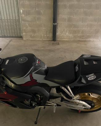 Honda cbr 1000 rr