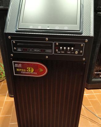 Trolley amplificato con lettore CD/DVD